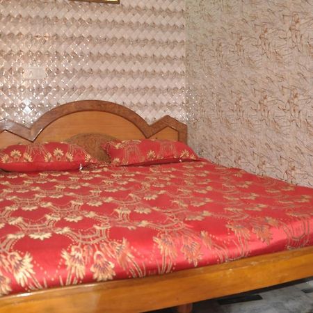 ג'לנדהר Hotel Pari מראה חיצוני תמונה
